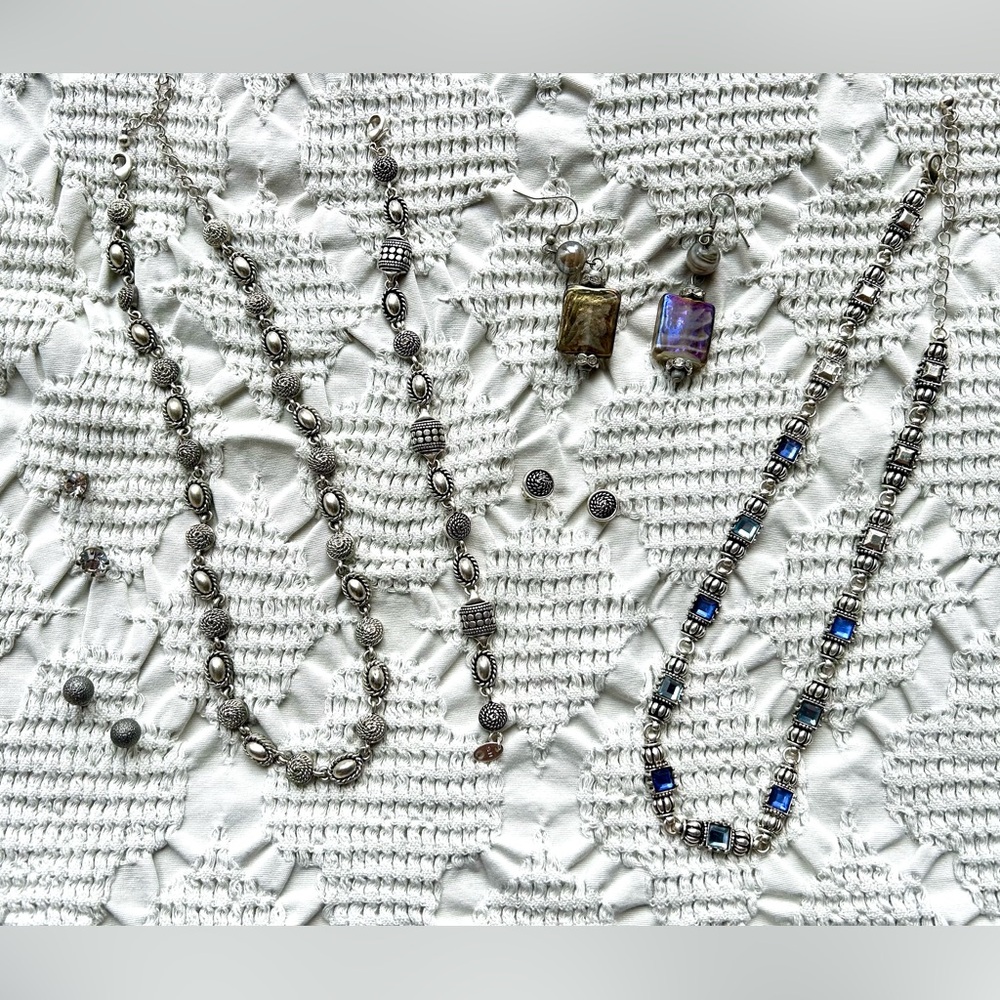 Elegant Silver Tone Jewelry Set